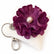 Llavero textil Ciruela con flor morada y perla sobre fondo blanco