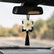Jazmín de Moraira colgado del soporte del espejo retrovisor del coche, colgante decorativo artesanal SimLi con flor blanca, cojín negro y borla textil.